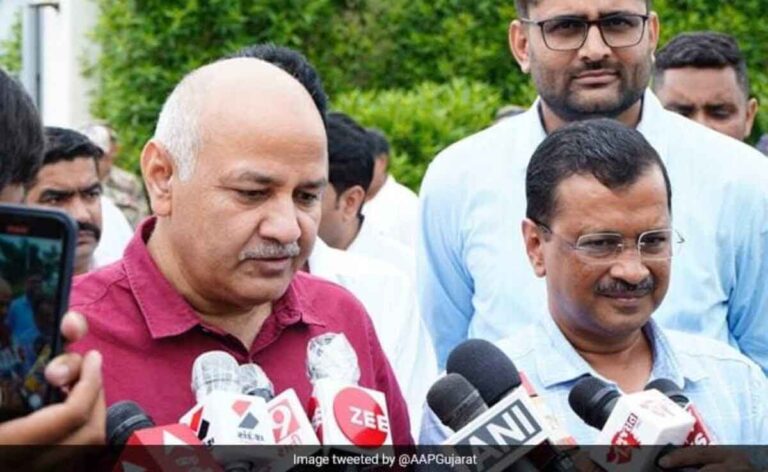 Manish Sisodia ने कहा, “आपका उत्साह मुझ पर सीबीआई का दबाव बढ़ा रहा है”