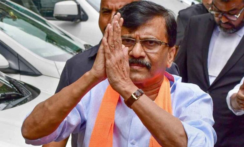 Sanjay Raut's midnight arrest, heavy security
