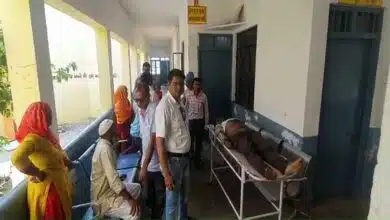 2 government teachers came under the grip of HT line in Bijnor