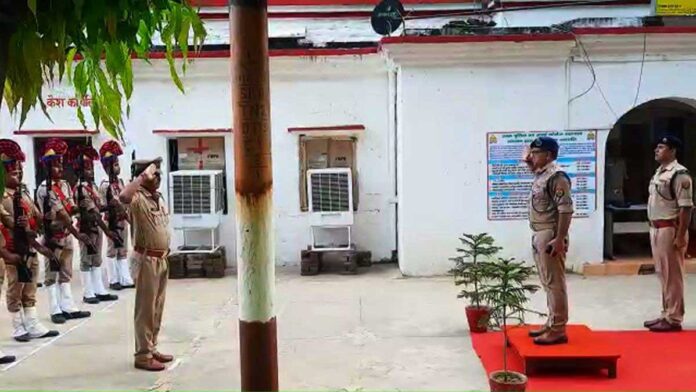 ADG Zone Varanasi took stock of the security in view of the arrival of the CM in Mirzapur
