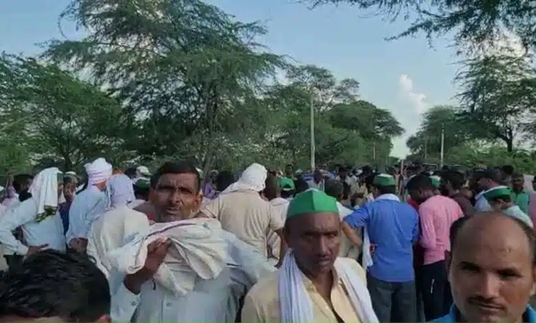 BKU Rakesh Tikait faction did road jam in Amroha