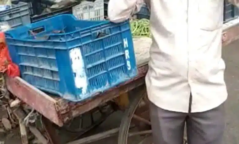 Bareilly Vegetable seller accused of urinating on vegetables