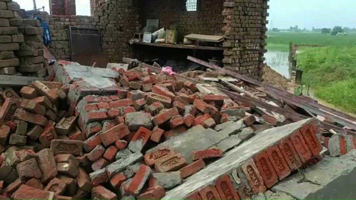 Bulandshahr woman dies due to wall collapse in Rain
