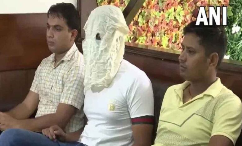 Delhi Police arrests man who shot 16 year old girl