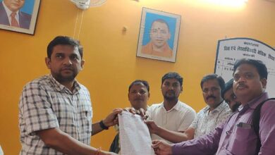 Demand for fixation of pay scale for Barabanki teachers