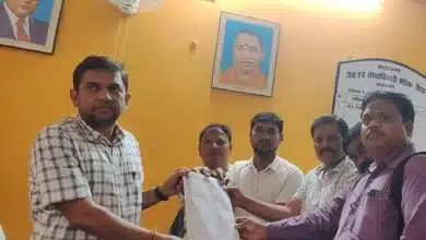 Demand for fixation of pay scale for Barabanki teachers