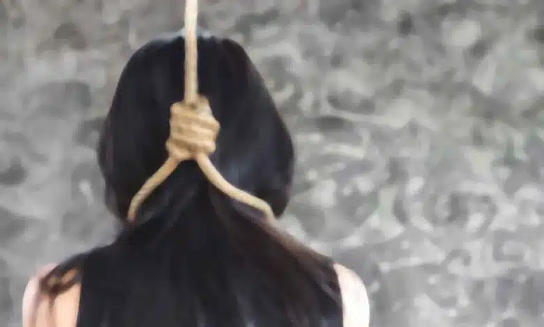 Bareilly Girl hanged for protesting molestation