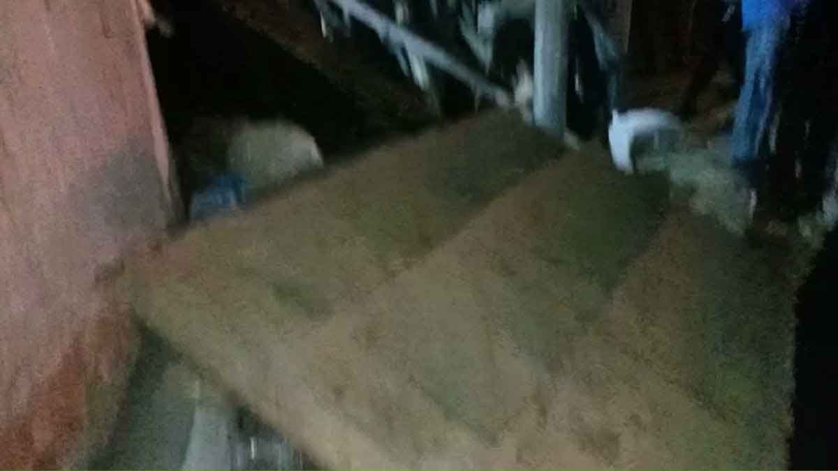 Moradabad Porters Thiya broken without notice