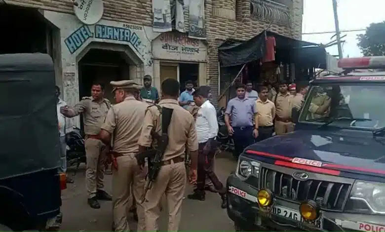 Prostitution going on openly in Budaun busted