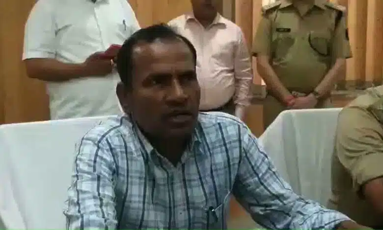 Shri L Venkateswara Lu in Hamirpur