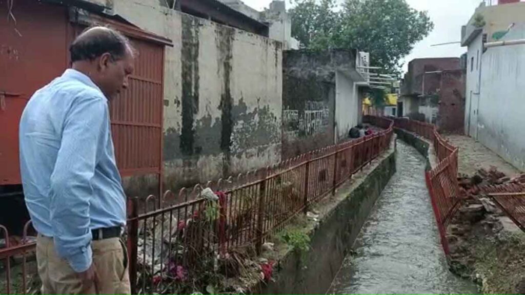 Waterlogging due to rains in Bulandshahr Jahangirabad
