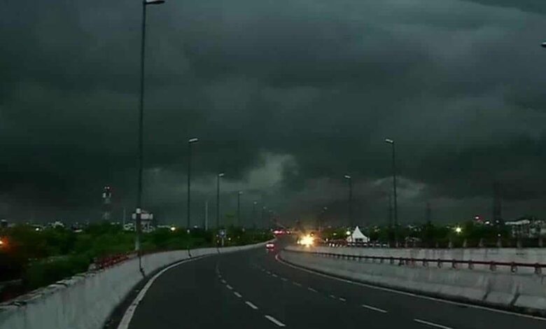 Waterlogging in parts of Delhi and Gurgaon after heavy rains