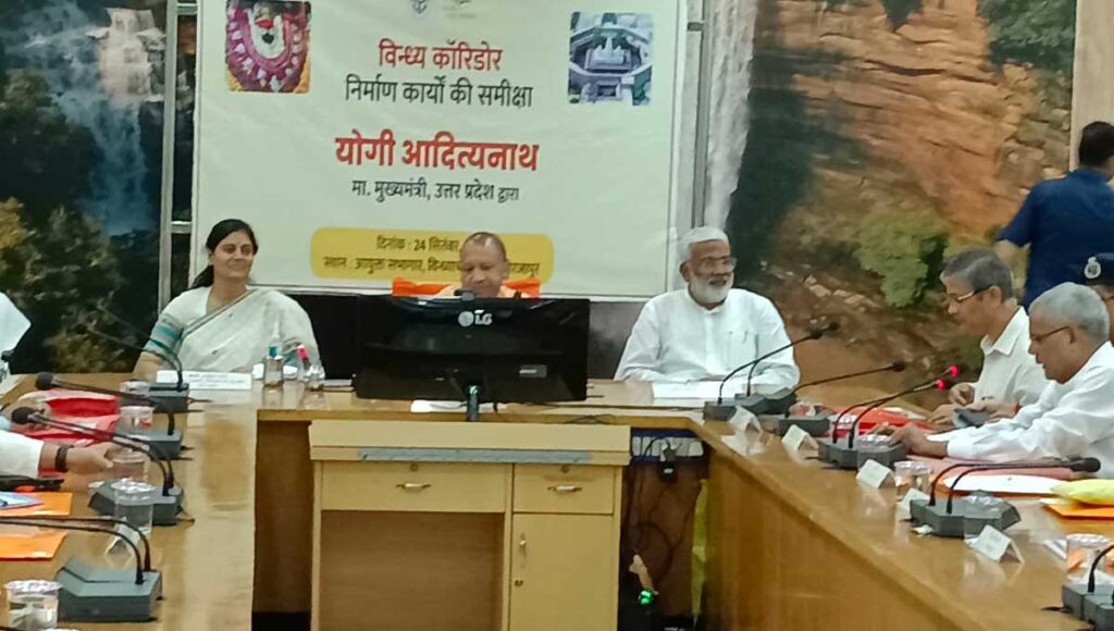Yogi Adityanath visits Maa Vindhyavasini Devi in ​​Mirzapur