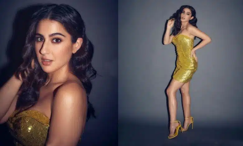 Sara Ali Khan receives award for Atrangi Re