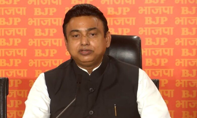 Zafar Islam condoles the death of Raju Srivastava in Moradabad