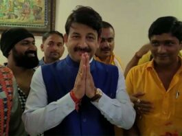 BJP MP Manoj Tiwari targeted Kejriwal in Deoria