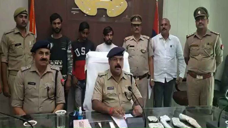 Bijnor पुलिस ने गिरफ़्तार किए 3 शातिर चोर, नक़दी व हथियार बरामद 