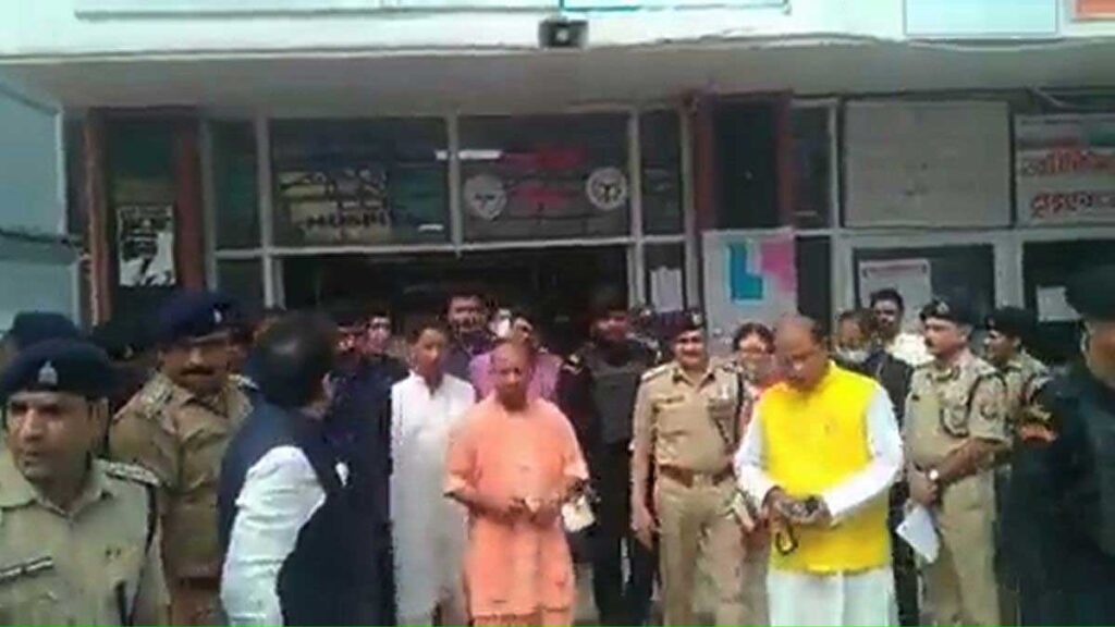 CM Yogi Adityanath reached Kanpur to visit injured