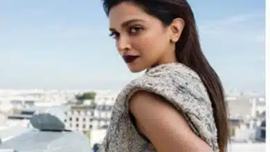 Deepika Padukone shared pictures from Paris Fashion Week
