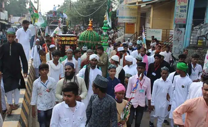 Eid e Milad Un Nabi procession in up Pratapgarh