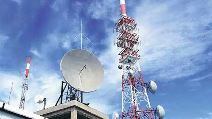 Govt to install 25000 new mobile towers in next 500 days