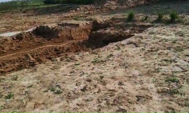 Illegal mining in Sambhal caught