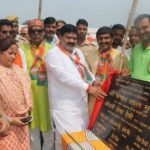 The MP laid the foundation stone of Pratapgarh Amrit Sarovar