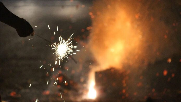 Many states ban firecrackers on Diwali 2022