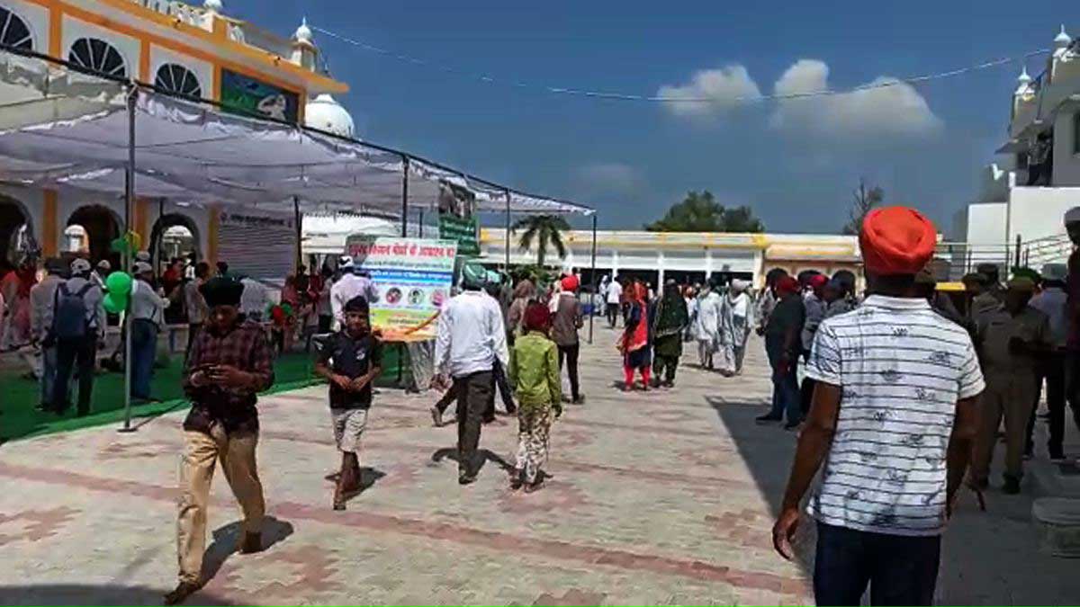 Rakesh Tikait reaches Lakhimpur Kheri