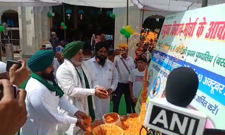 Rakesh Tikait reaches Lakhimpur Kheri