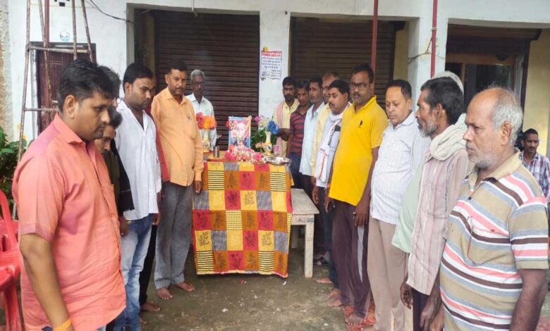 Tribute in Amethi on death of Mulayam Singh Yadav
