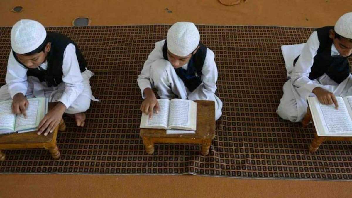 The problems of UP madrassa operators increased
