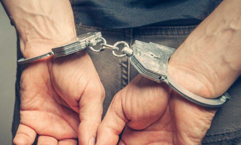 Man caught in Pune who robbed 12 cr from thane bank