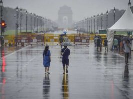 Continuous rain in Delhi today, more likely tomorrow