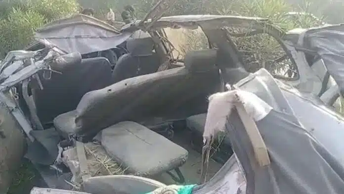 Fierce road accident in Prayagraj, 6 killed, 5 injured