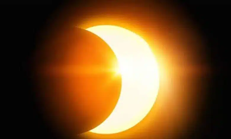 Partial Solar Eclipse on Oct 25