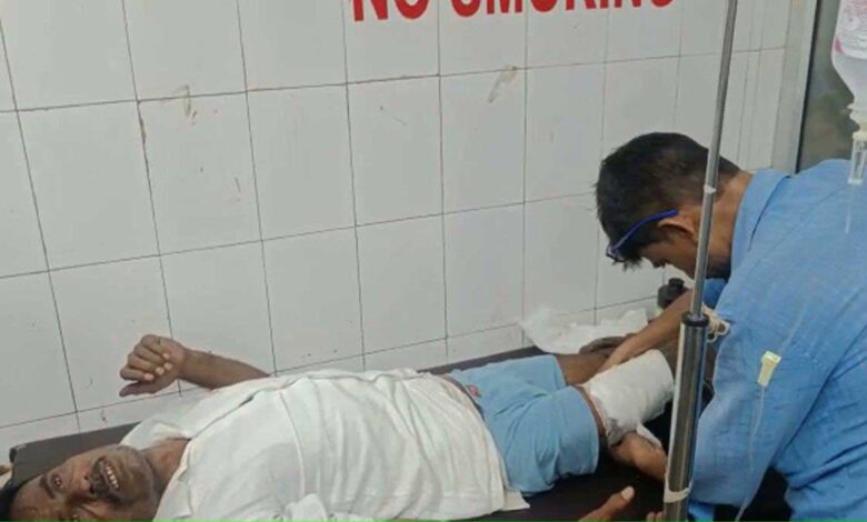 uncontrollable miscreants of Sultanpur are firing openly
