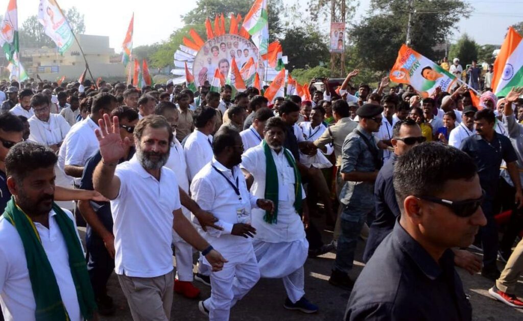 'Bharat Jodo Yatra' continues in Maharashtra