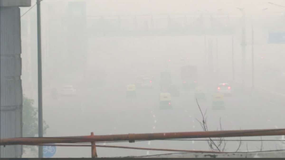 Capital Delhi battling Air Pollution