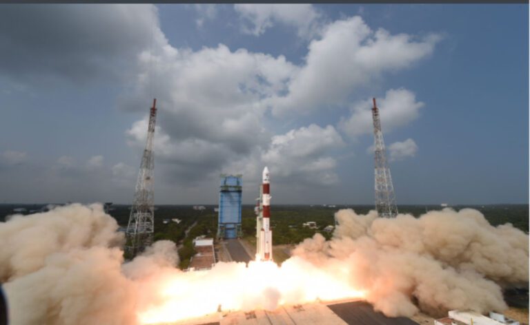 PSLV-C54 का प्रक्षेपण सफल; ओशनसैट-3, 8 नैनो उपग्रहों को कक्षा में स्थापित किया गया