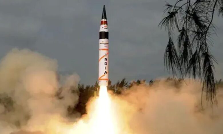 What are the benefits of India from the successful test of Agni-5?