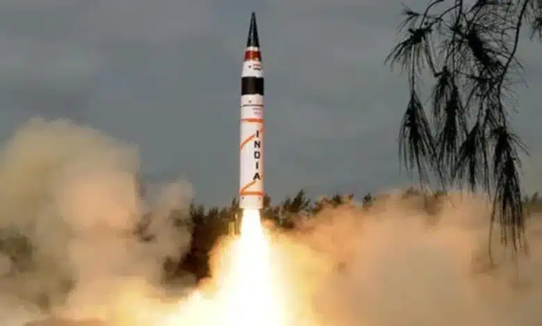 What are the benefits of India from the successful test of Agni-5?