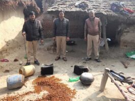 Amethi excise team recovered 45 litres of illegal raw liquor