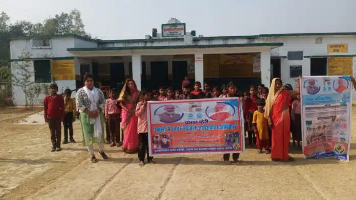 Clean water campaign in MCD schools of Amethi