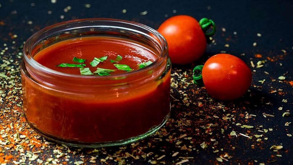 Easy tricks to make Tomato Ketchup at home