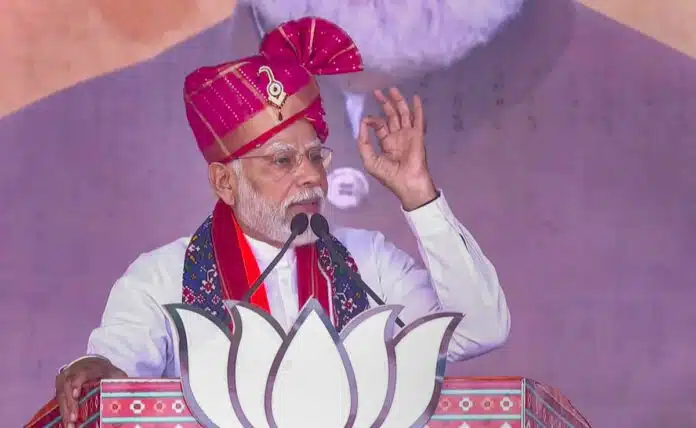 Gujarat, PM Modi gave befitting reply to Remark 'Ravana'