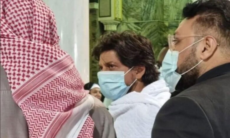 Shahrukh Khan reached Mecca to perform Umrah