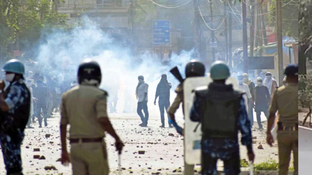 43 guards booked in Allahbad University violence
