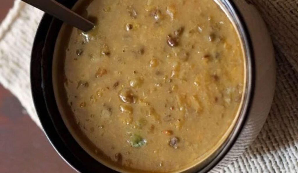 5 Urad Dal Recipes To Add To Your Diet