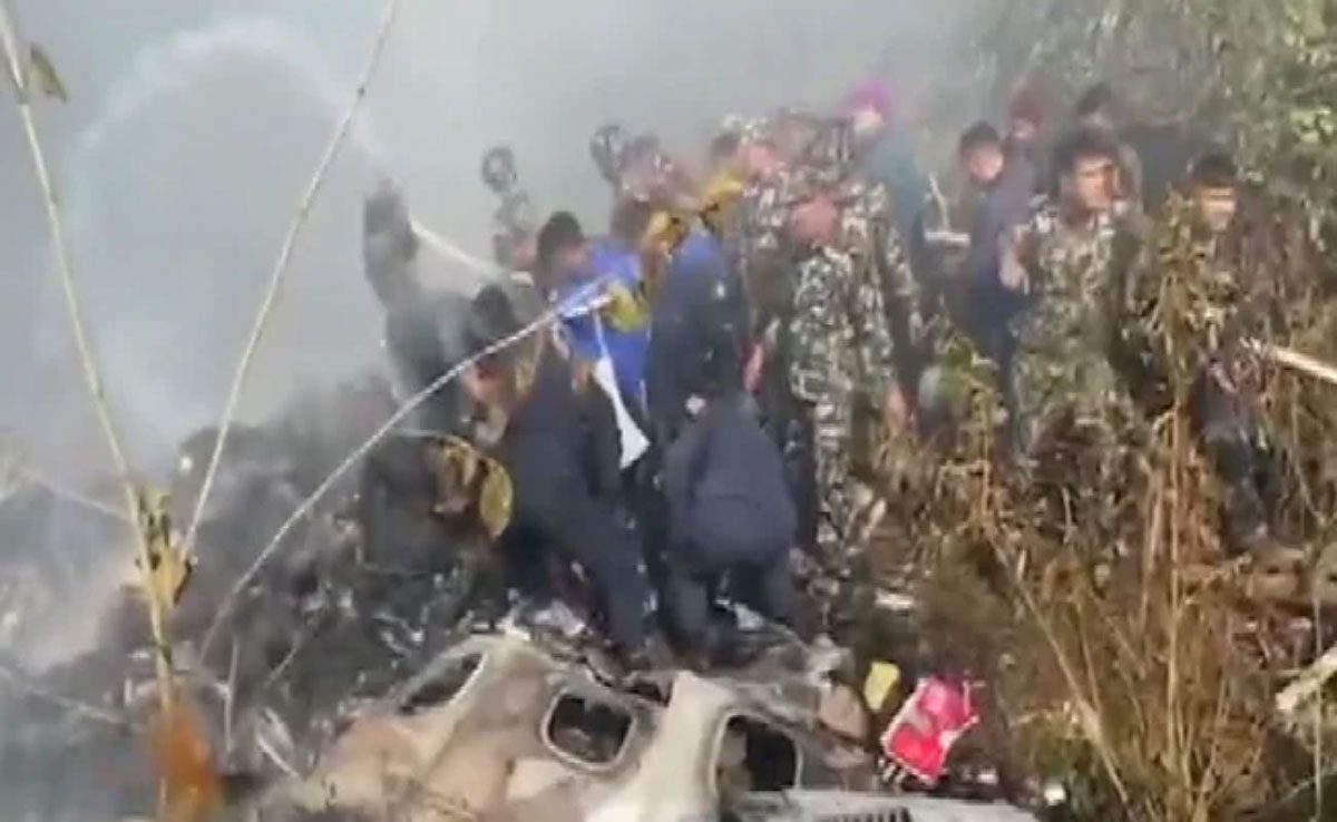 16 dead bodies found in Nepal plane crash 16 dead bodies found in Nepal plane crash
